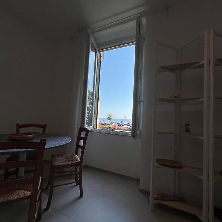Appartamento Aria Di Mare Levanto Exterior foto