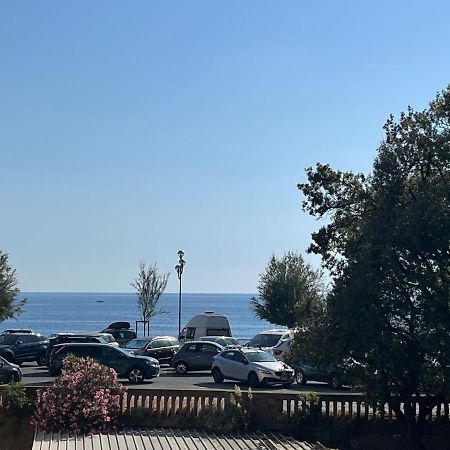 Appartamento Aria Di Mare Levanto Exterior foto